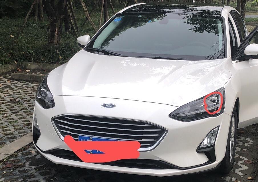 我车19款福克斯锋潮型19年7月买的车 刚前3个月的样子没啥问题 之后加油门有滋滋滋的声音 现在启动不加油门就有怠速就有 加油门滋滋滋的声音放歌开窗都能听得到 关窗不加油门声音都听得很清楚一加油门更明显简直受不了  之前去4s店修车师傅说找一辆车对比才能给我检查  现在声音越来越大 开车心都是撒的 怎么办啊！