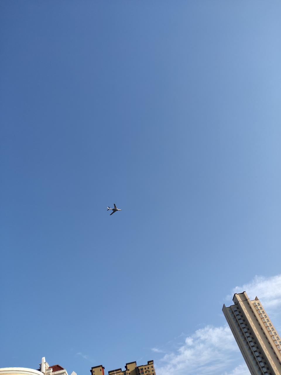 2018款帝豪向上互联网版挂倒挡有卡擦的声音，咋回事？