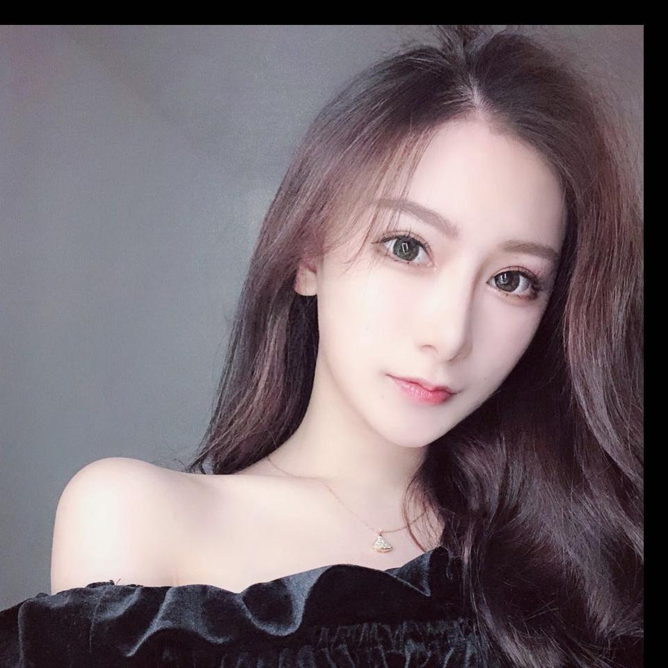 宝马3系-我想问问 买碳黑耀夜的车主你们都贴车衣了吗 1.2万太贵了 4s店送了一次镀晶 不知道还要不要贴 如果要贴 有什么牌子能推荐下吗