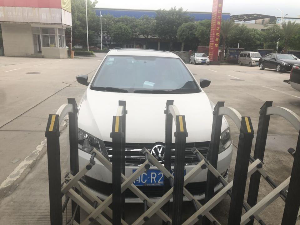 朗逸-谁能帮我看看这是几几年的车