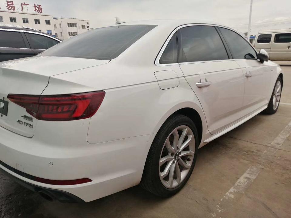 奥迪a4l-车友圈的大哥们你们好 18时尚的a4l 7w公里 多少合适出呀 心没个底