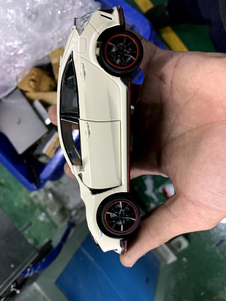 红标思域长这样吗？第一次见