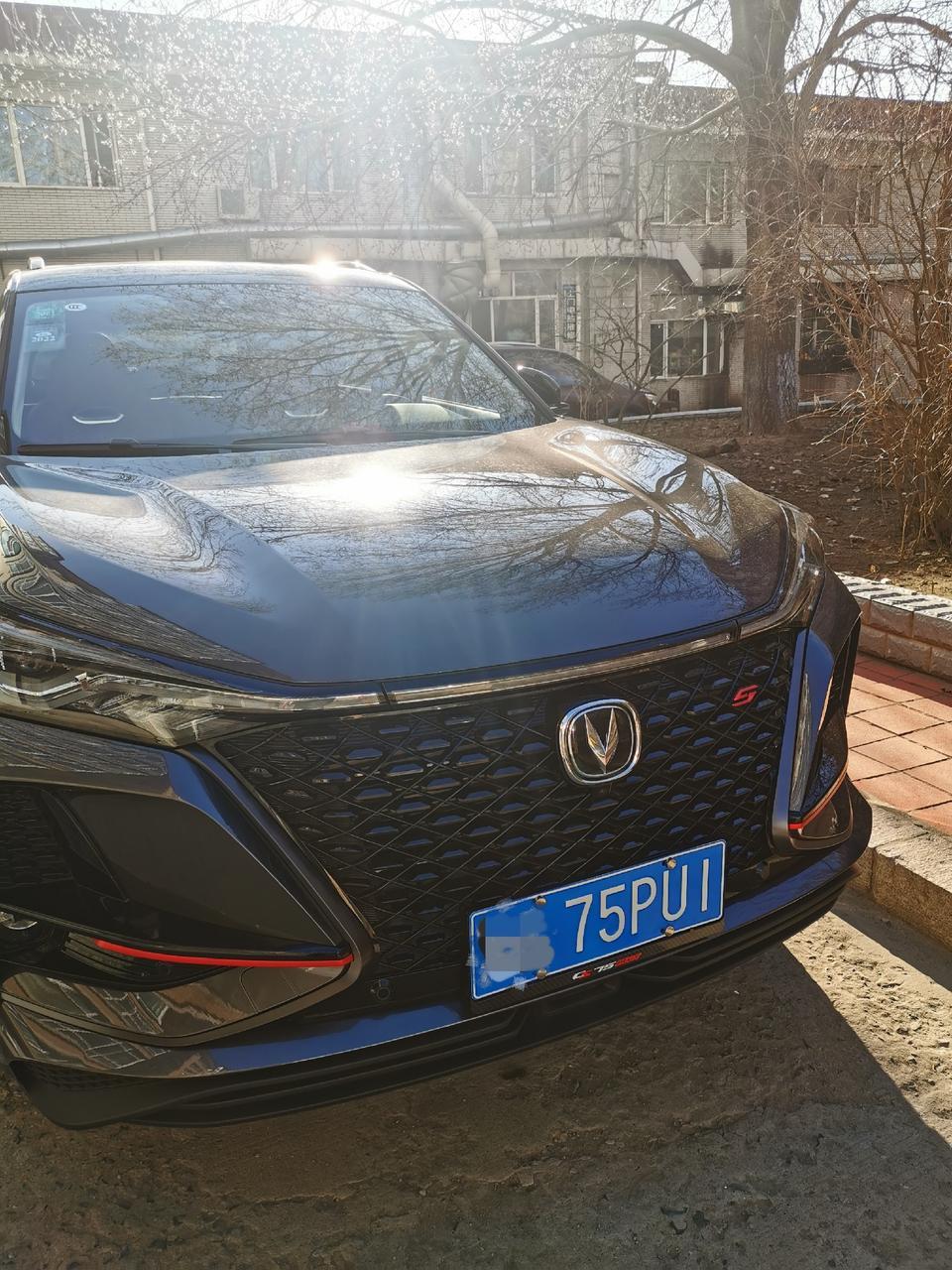 长安cs75 plus-向大神求教一个问题
我是75PLUS2.0旗舰型车主，但是手机incall下载蓝牙钥匙后激活过程中，第一步连接蓝牙总是连接不上，incall提示“请确保您在车辆蓝牙连接范围内”。可是我就坐在车上啊！
手机蓝牙开着，整车电源也开着，车机也没有连接着其他手机蓝牙。
其他手机远程控制都好用，就这个蓝牙钥匙连接不上。手机蓝牙连接车机打电话、播放多媒体也都好使，到就是显示连接不上蓝牙钥匙。哪位大神知道这是怎么回事，求赐教
试了很多方法都不行，
开着车上的流量、WALN、定位、热点——无效
启