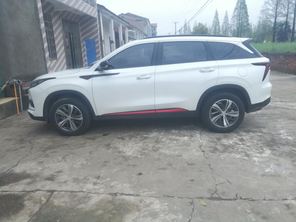 长安cs75 plus-我这车买了五个月了还只有一千公里，需不需要去做首保。