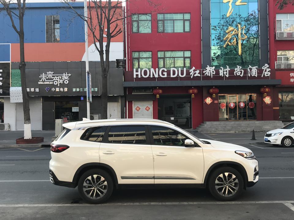 瑞虎8-2019新虎八，1.5T手动精英。2019.10.1提车，目前600公里。坐标保定，冬季冷却。请问：冬季每次停车后，无论开多长多远，停车后排气管次末端（还不到尾部）都有漏水或流水……但不是在排气管的尾部。是汽油燃烧的好？还是本身有问题？