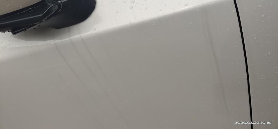 马自达3 昂克赛拉-大佬们 下雨天 这样正常吗？