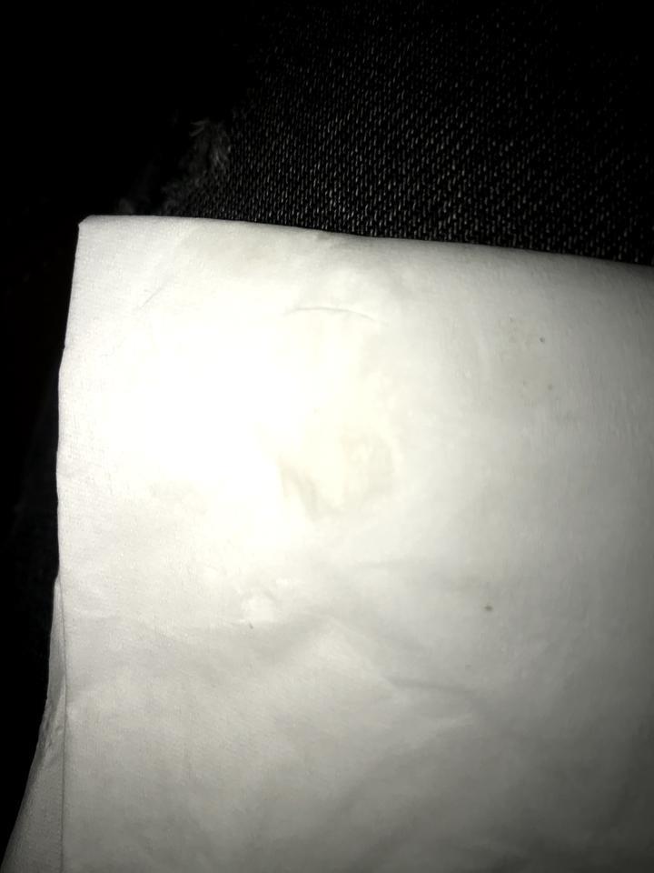 君威-有没有懂车的老哥看看这是什么问题。严重吗？在线等 挺急得。