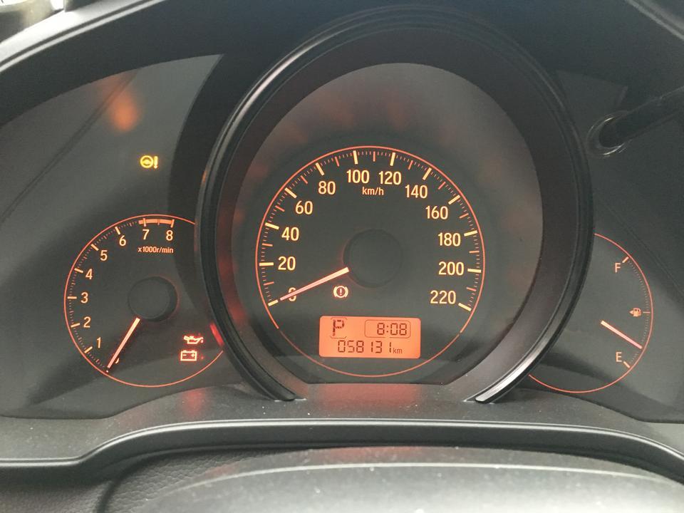 飞度-16款17年6月cvt5万多公里最近半年油耗增加，火花塞换了，节气门洗了貌似积碳不多为什么油耗这么高（偶尔s档，上一班用少上高速）求大神帮忙。