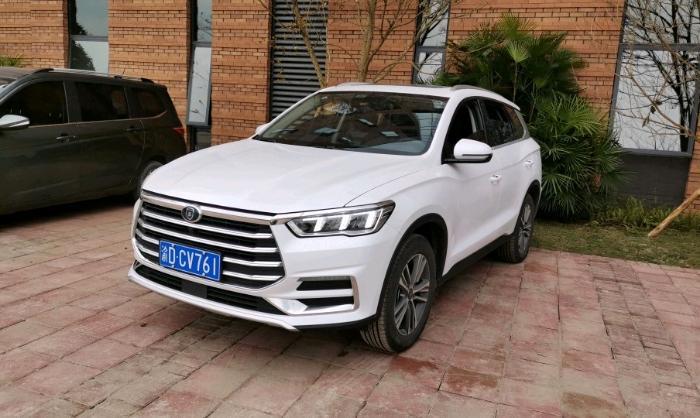 宋Pro精英型的隔音效果不好，，不知道豪华如何