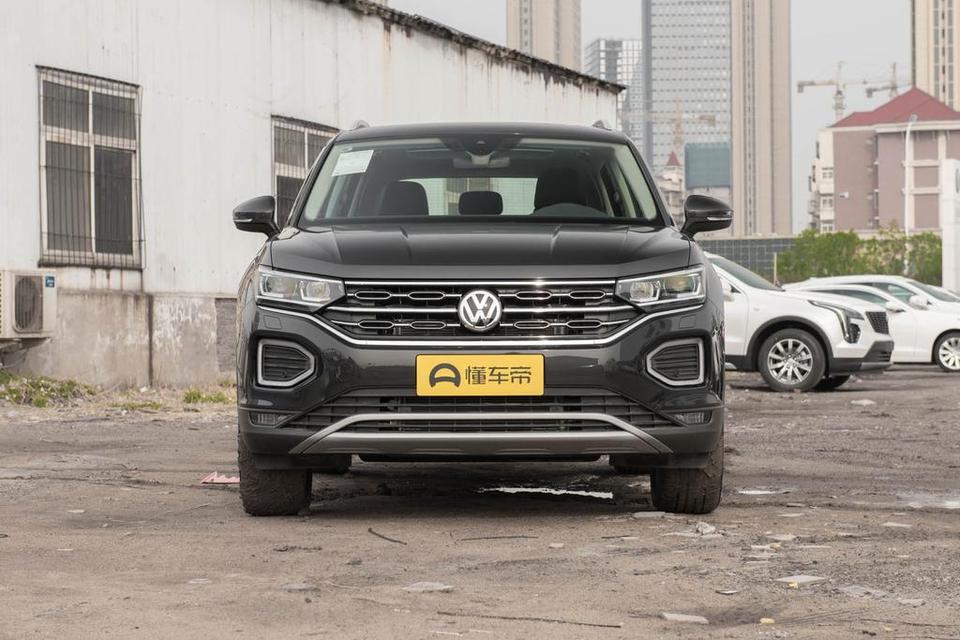 探岳-你好，这车330，两驱，首付，分期，落地 大慨多少钱，