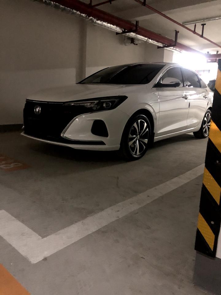 逸动-为什么我的车水温上来了，有时候不管是起步轻踩油门还是略深踩油门，转速都在个2500-3000  ？速度上来就很正常，在个1800左右。车是自动旗舰