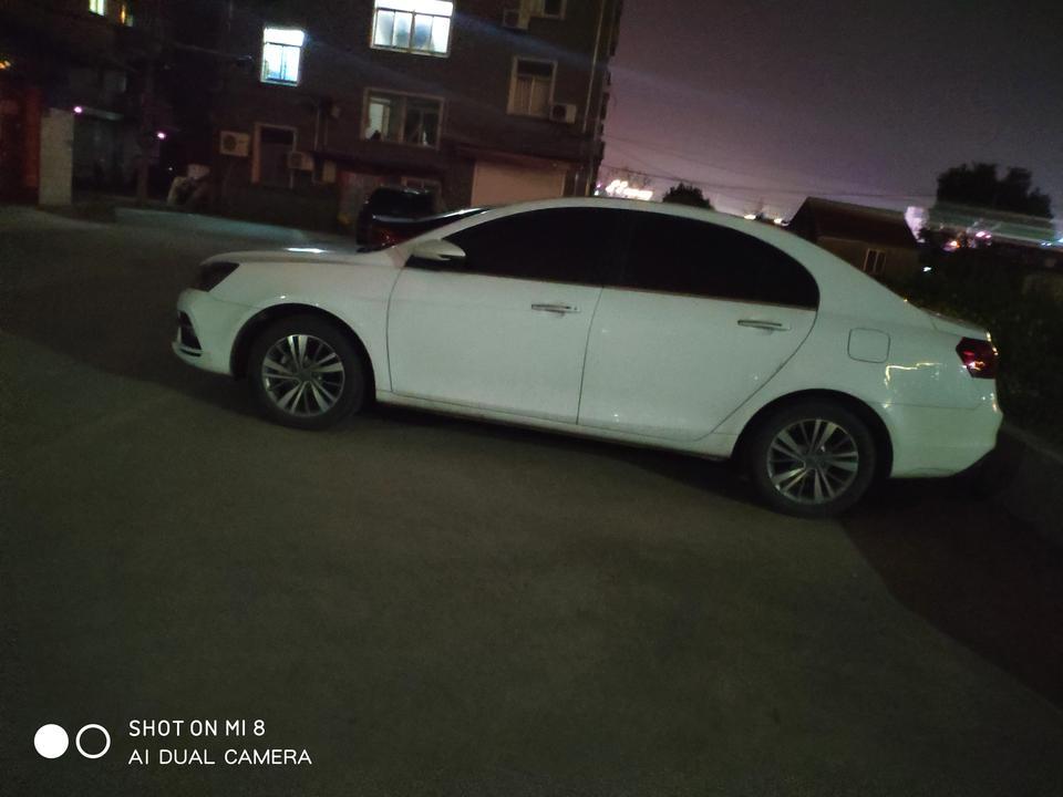 我这手里有辆一手车 帝豪18手动向上互联 18000公里 车况良好 能卖多少钱合适