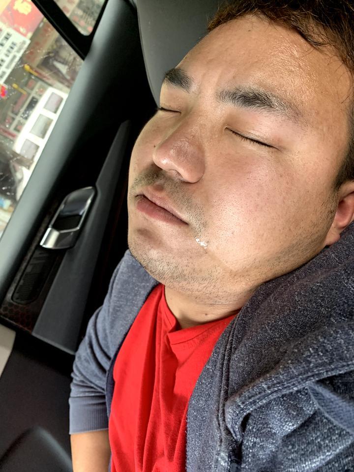 领克02-换了朝阳右前轮胎，然后就胎压报警消不掉。。。。怎么办？？