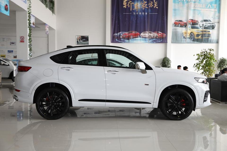星越四驱顶配试驾车，上牌11个月，总里程不到3000公里，便宜3万5。能买吗？请广大车友车主给个中肯的建议，谢谢！