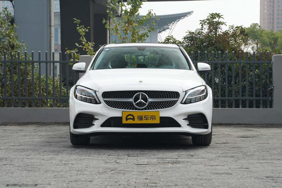 奔驰C级、宝马3系和奥迪A4L，你最中意哪一款？