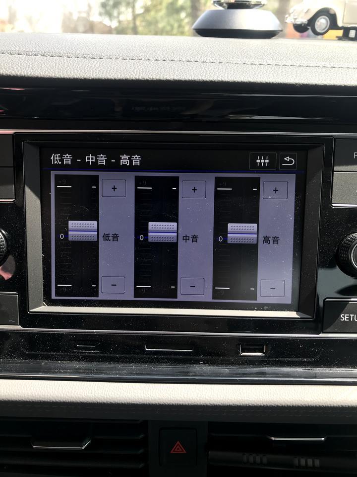 感觉速腾车的音质有点杂   有大神知道怎么调音质好一点嘛