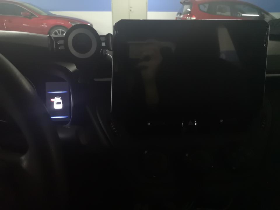 车友们救命，1.2T卡罗拉低速顿挫是通病吗？？？
我上周刚提的19款1.2T卡罗拉，堵车情况下车速在20后松油门降速滑行，能明显感觉到顿挫感，现在一堵就是半个小时以上，这种顿挫感难受的要死啊，你们没有这种情况吗？大家是怎么解决的？？？
我现在堵车手动换挡就没那感觉了，这变速箱真是醉了
我现在就是堵车的时候变成手动换挡
