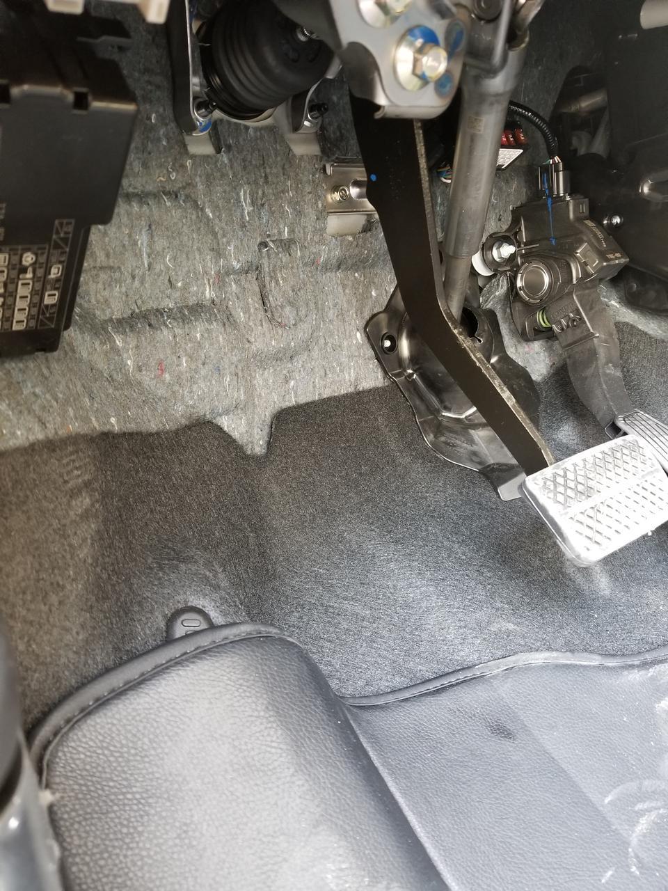 本田xr-v-诸位，谁能帮我看看，我这xrv用的是工业棉还是服装厂的垃圾隔音棉