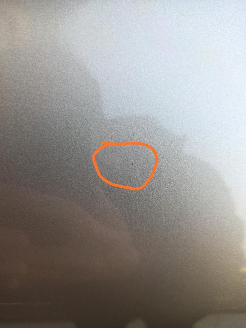 帝豪gl-我今天 无意间发现 有个 黑点，用补漆笔 可以吗？  有懂行的吧   才开了400公里不到  也不知道  咋出现的  求告知