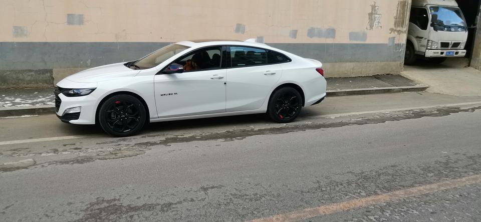 迈锐宝xl引擎盖是铝的吗？有坑怎么修复呢。