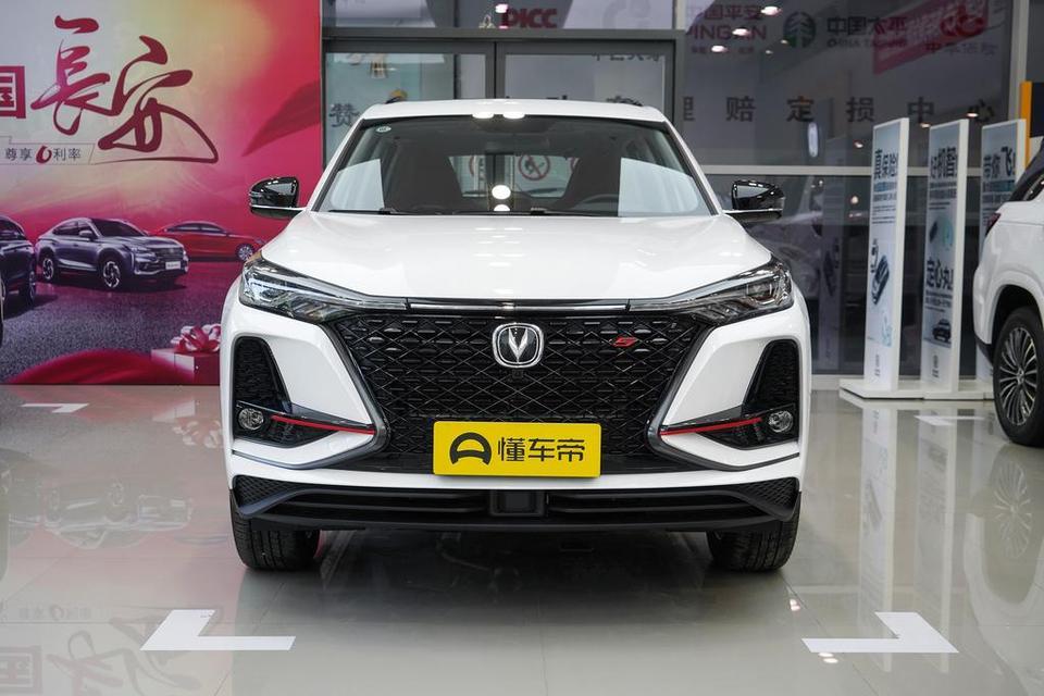 买博越pro1.8t好还是，买长安cs75plus2.0 t的好，这两个车怎么选      ，13的万预算