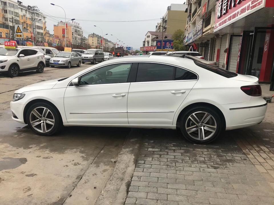 15款大众cc1.8T二手豪华版，行驶了7.6万公里，裸车 12.8万贵吗？这车质量怎么样？油耗高吗？