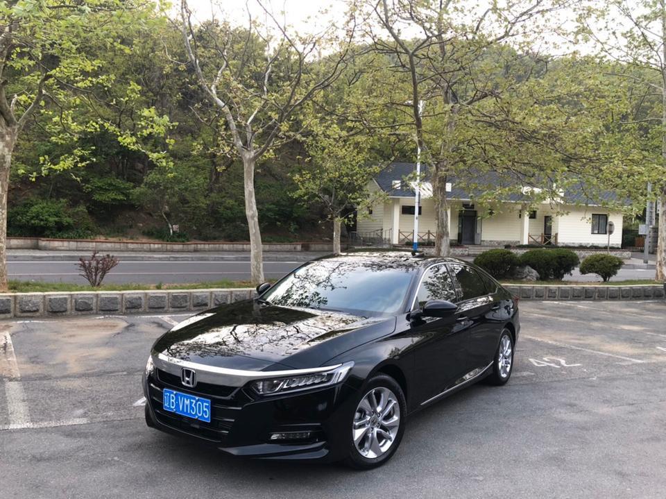 迈腾330车型，在市区油耗是什么一个水平？有没有开车的司机兄弟说一下