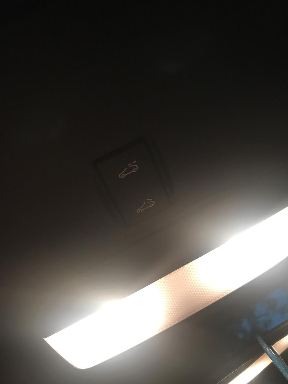 科鲁泽-开着门怎么也按不灭    你们也是吗    怎么能关掉