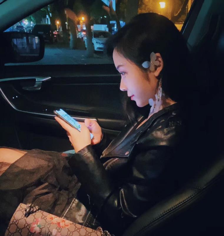 奥迪q5l-兄弟们你们提车有金融服务费跟交车费吗?这个价格我还能砍多少，过几天准备去4s店订车
