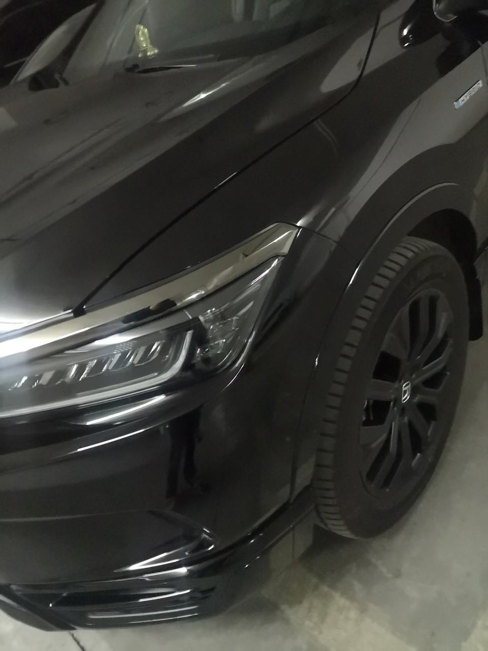 皓影-请教，混动幻夜版大灯打左右方向，侧面的两个小灯会亮，但是好像没有所说的大灯随动转向，是不是没有大灯随动转向功能啊？