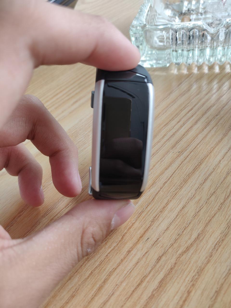 瑞虎8-各位大哥虎八的carlife怎么用，我连了半天连不上，今天刚买不会弄