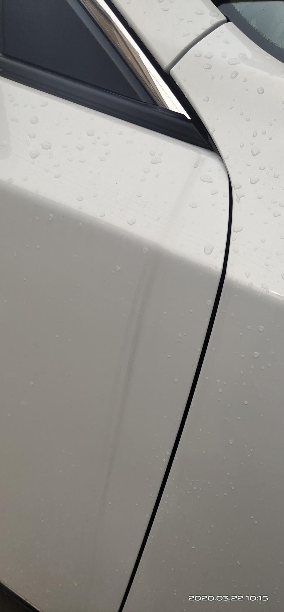 马自达3 昂克赛拉-大佬们 下雨天 这样正常吗？