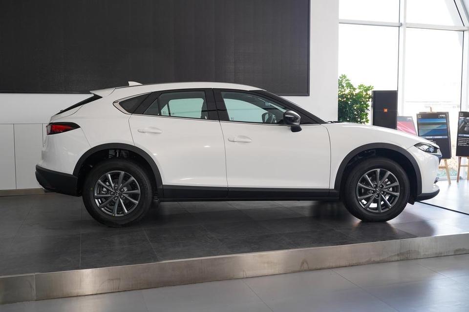 马自达cx-4-请问大家广西北海现在马自达cx4/2020款2.0L两驱蓝天探索版落地要多少钱