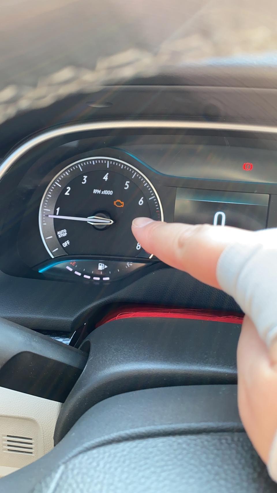 英朗-新车1100公里，发动机灯亮起 安吉星检测尾气异常怎么办