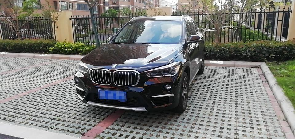 19年的宝马X12.0T用多少粘稠度的机油比较好？是0W-40还是5W-30？还有就是用哪个品牌的？美孚，嘉实多和壳牌中选择