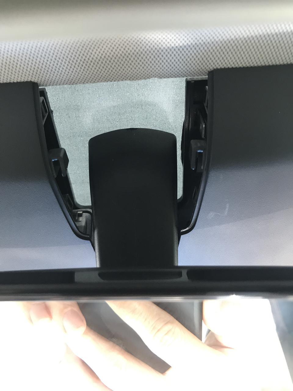 请问宋pro这个没后视镜要怎么拆？