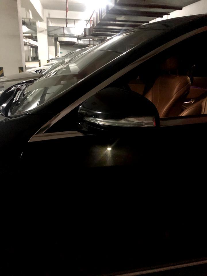 奔驰s级-16年奔驰s320后视镜底下那个灯一闪一闪不亮了