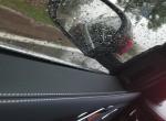 总裁-最近赶上几次雨天，感觉侧挡和后视镜这雨水挂的比老E320L厉害啊？视线不好挺影响驾驶，各位老司机有什么破解办法么？