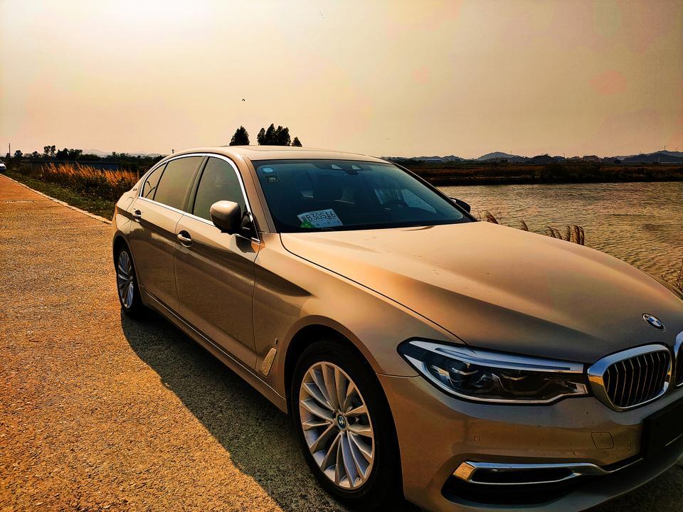 宝马5系phev-能问一下广大的车友们，宝马530LE，19年的能上广州绿牌吗？现在还需要社保吗？因为听说不用社保只要居住证就可以上，所以不确定，能不能有知道的兄弟，告知一下？万分感激。