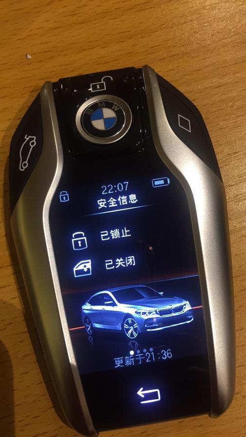 宝马6系gt-昨天去佛山提车开回来，半路在服务区下车，听到排气管声音很大，类似马达的声音，这个是正常吗？感觉新车排气声音这么大不应该啊？有车友的车出现这个情况吗？