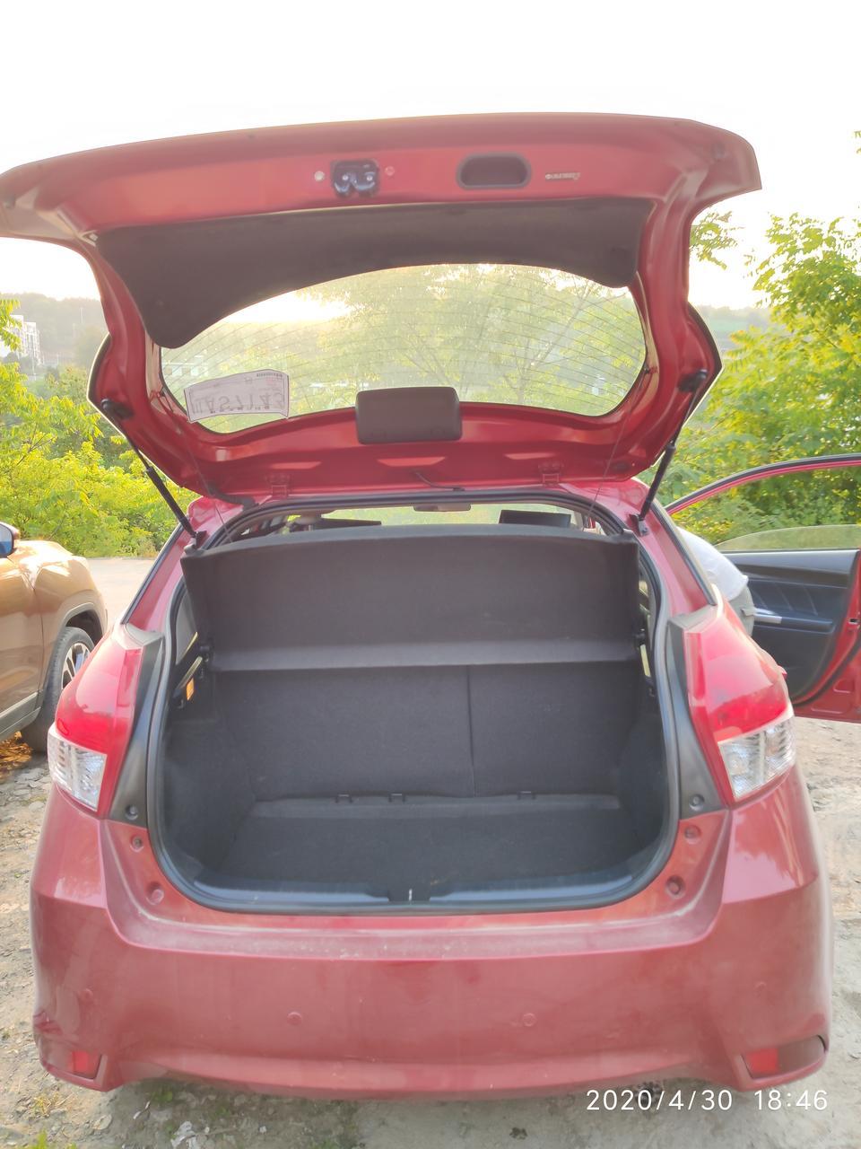 yaris l 致炫-15款14年12月底手动挡致炫三万多公里好多钱能入手？二手商出价5.3，感觉贵了，能砍大概好多？麻烦大佬给个建议