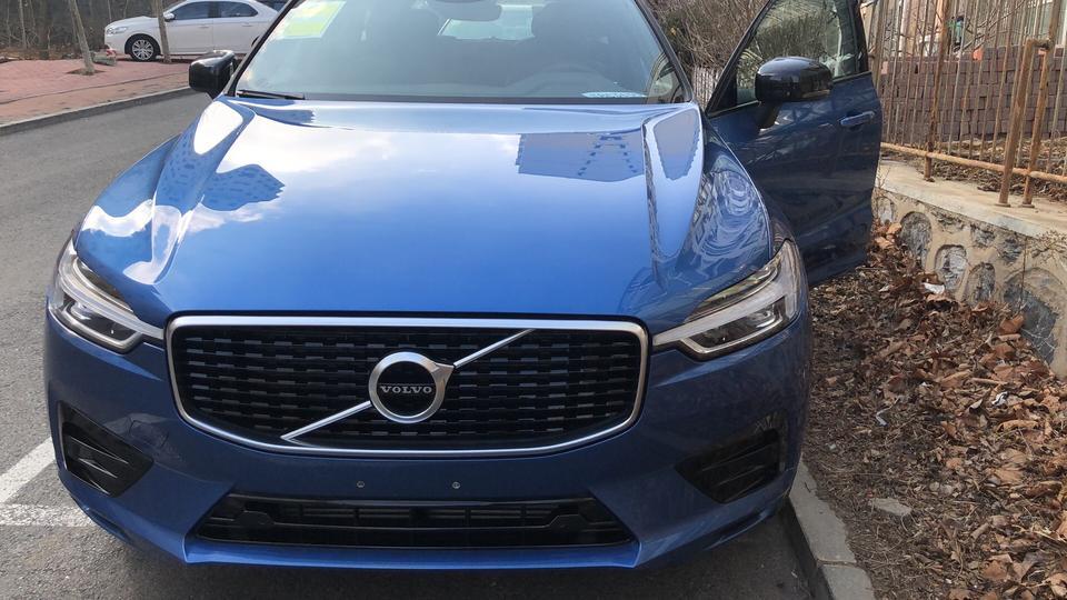 沃尔沃xc60-我看评论都是10个 11个油 
是因为我是新手开的比较费油吗？