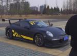 保时捷911改装911gt3  gt3rs  gt2rs的尾翼合法吗？原厂件呢？还有原厂的半包围。加装这些上车管所可以成功备案吗？