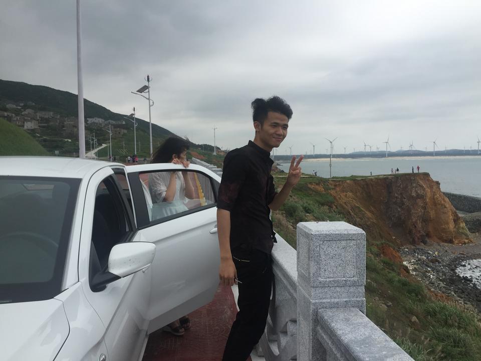 福睿斯-贷款还完了，拿绿本要我交220元服务费做解压，大家有这个费用吗