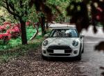一台19年11月上牌，只跑两千公里的mini，和一台新车，价格相差三四万，给你你会怎么选？