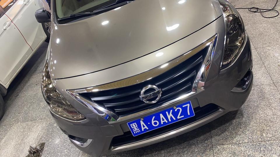 各位大佬 阳光改色改什么色好看呢 准备最近给他换身衣服