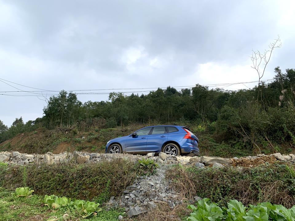 沃尔沃xc60-12月底提致远运动，落地36万多，为什么看论坛很多人34万35万的，这些价格都是真的吗？