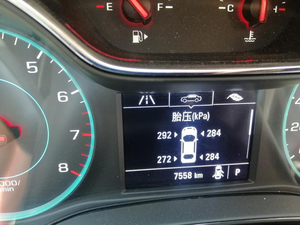 各位车友你们好，2018款科鲁兹冷胎255，跑半个小时胎压升高20—30正常吗。注明夏季