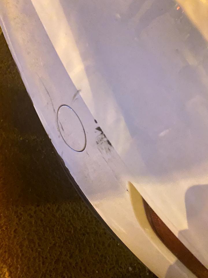 蔚揽这一小块车漆大概多少钱补漆