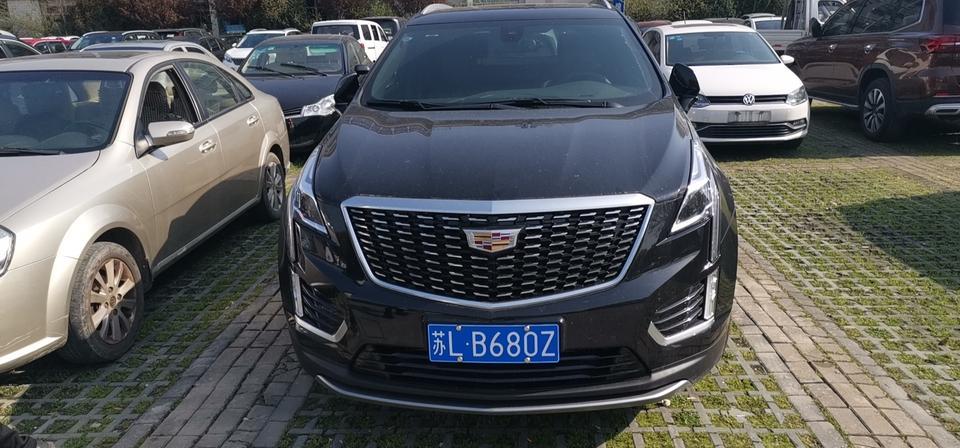 凯迪拉克xt5-3月入手两豪一台，送了流媒体及大师贴膜，上路31.3万。价格还算合适。就是流媒体感觉没啥意思，就拆掉了，想换装隐藏式行车记录仪，有好的建议吗？